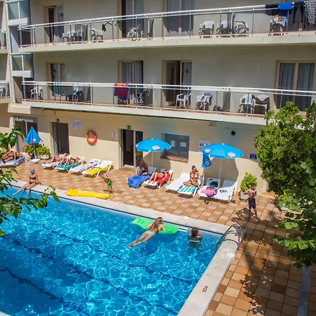 Готель Tent 2*