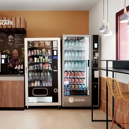 Готель Tent 2*