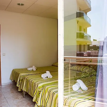 Hotel Tent