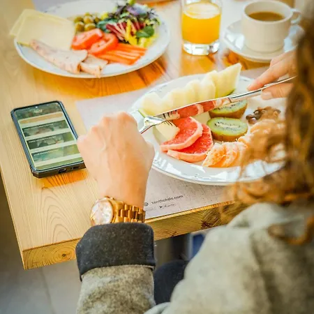 酒店 Tent 滨海略雷特